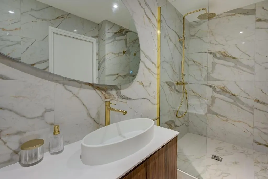 Apartment Stunning Family Flat - Grands Boulevards - With Ac Paris France