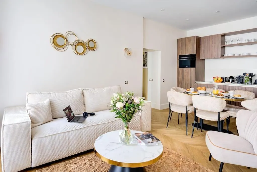 Appartement Stunning Family Flat - Grands Boulevards - With Ac Paris France